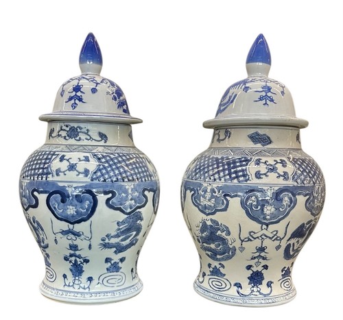 Chinese Pair Blue and White Urns Vase Porcelain Asian Ceramic Chinoiserie
