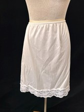 Wondermaid vintage half slip size M lace trim 22" long white nylon antron