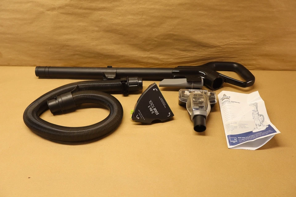 Aspiradora vertical BISSELL 3676U Clean View Rewind para mascotas Foto 2 de 4