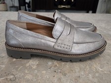 Women's Aetrex Collette Brushed Silver Leather. Size 36/ US 6.5