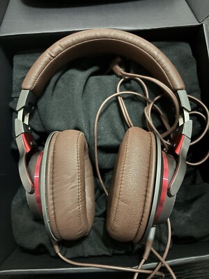 Audio Technica ATH-MSR7b Auriculares Balanceados Over Ears Como Nuevo