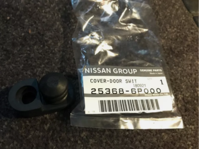 NISSAN Genuine Pathfinder 300ZX Lexus Q45 I30 Cover Door Switch