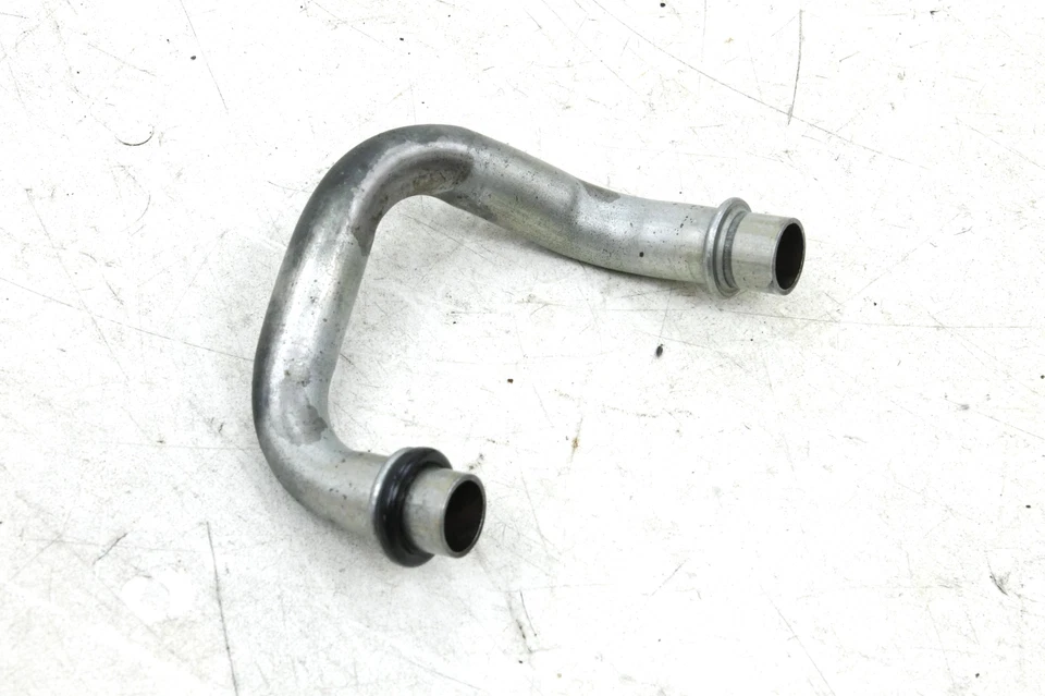 TUBO DE PASO DE ACEITE ORIGINAL HONDA 84-86 NIGHTHAWK 700S 91-93 / 95-03 750 15311-MJ0-010 Foto 2 de 3