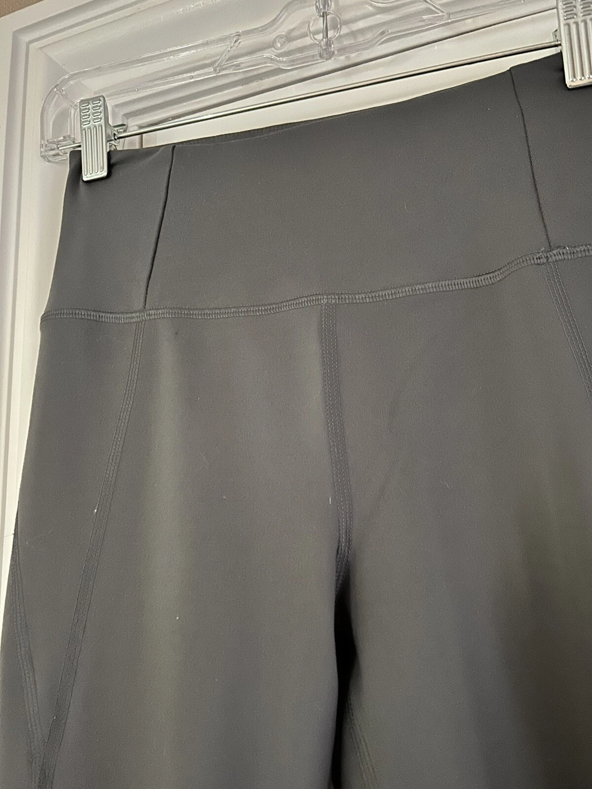 girlfriend-collective highrise crop leggings