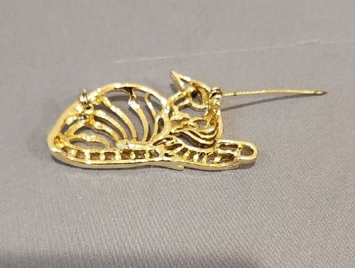 VINTAGE DANECRAFT OPEN-WORK CAT BROOCH - HEAVY GOLD PLATED  - Picture 4 of 4