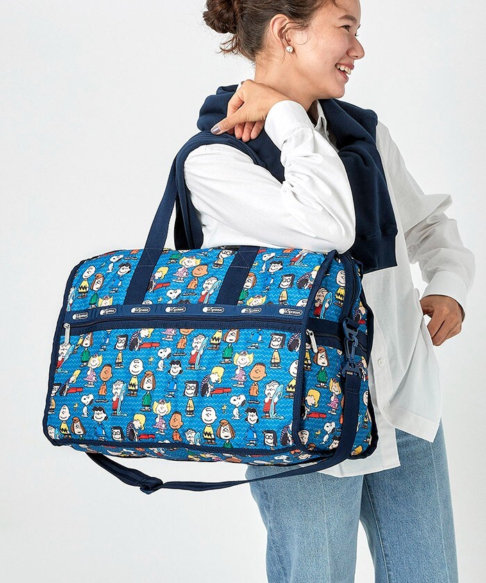 レスポ DELUXE LG WEEKENDER × PEANUTS PEANUTS x LeSportsac DELUXE LG WEEKENDER Peanuts Gang Boston