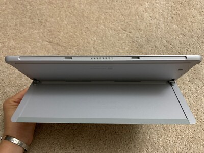 Microsoft Surface Go 1824, 8 GB Go Ram, 128GB W/ Backlit Keyboard
