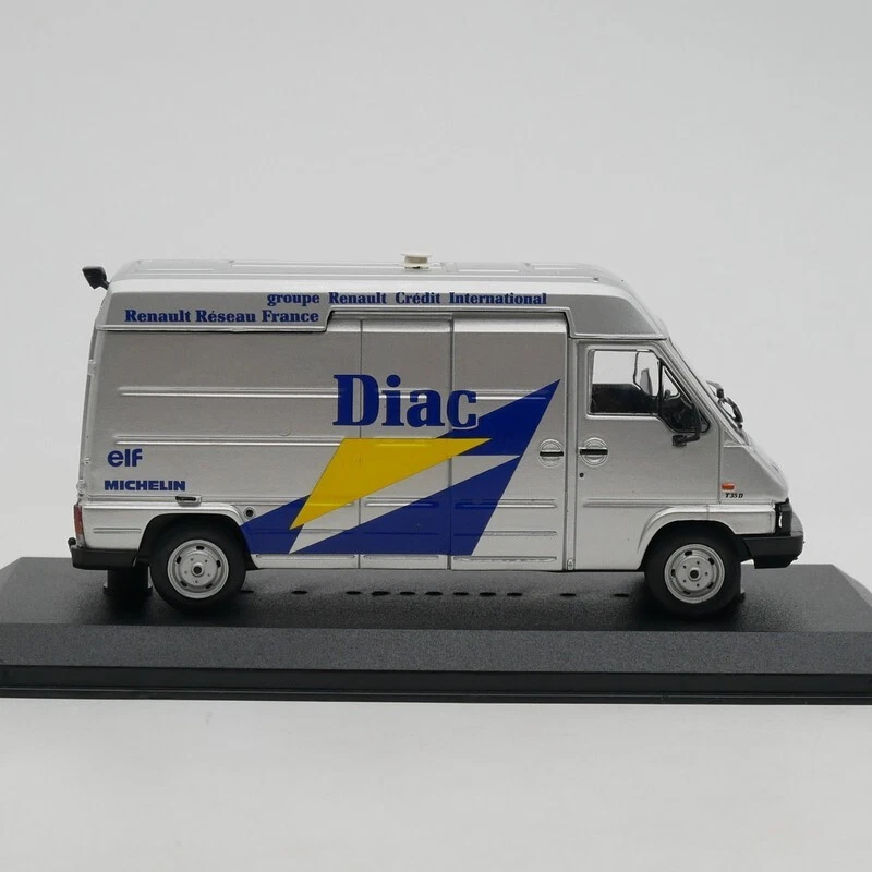 ixo 1:43 RENAULT Master B120 Team Diac 1992 Diecast Car Model Toy Vehicle Foto 3 de 4