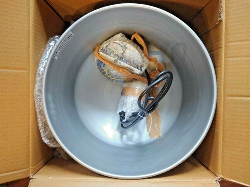 NEW IN BOX Farmhouse Light ~ Brushed Nickel Farmhouse Style Pendant 9.5x15.7 NOS - Picture 2 of 9