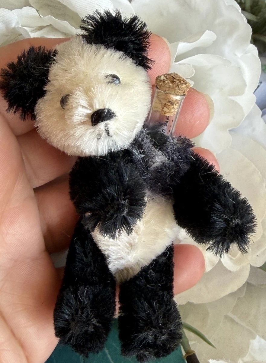 ドイツのSchuco社製「ベアリ（Bearli）」シリーズのミニチュアベア