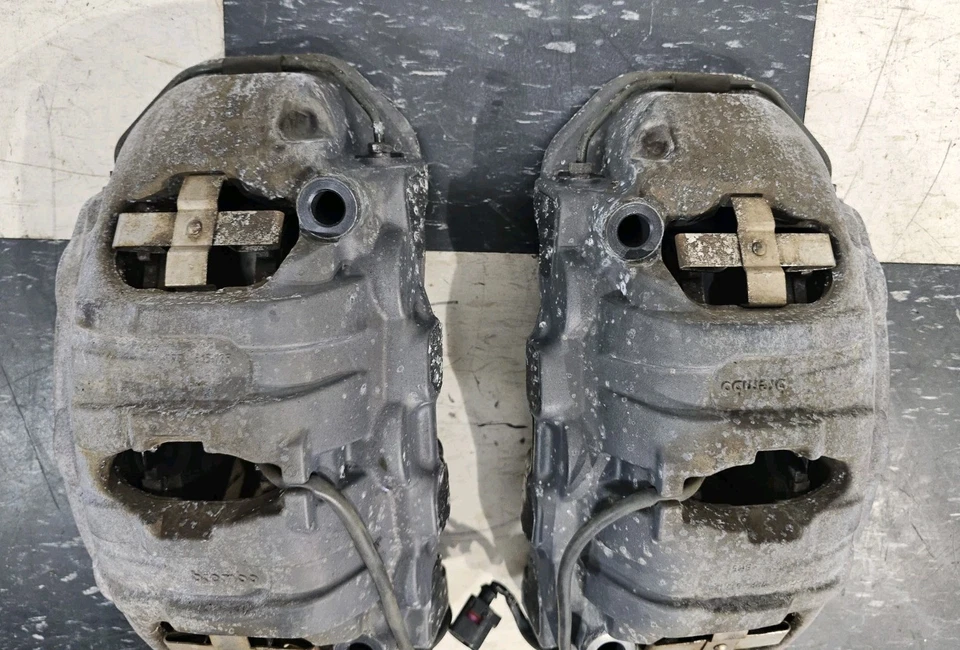 Juego de pinzas de freno delanteras izquierda y derecha 10-18 Porsche Cayenne S 958 OEM Foto 3 de 4