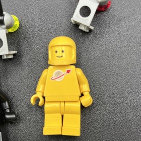 LEGOLAND LEGO 1558 Mobile Command Trailer Space Complete Build & Figs w/ Manual