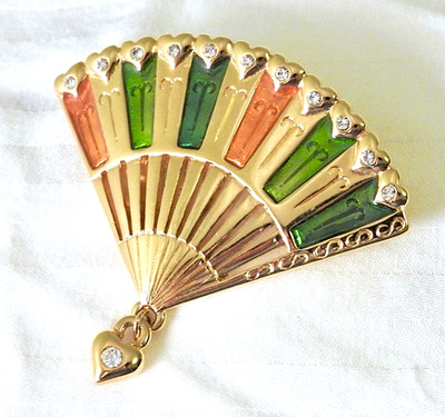 Vintage Monet Brooch Fan with Hearts and Rhinestones Signed