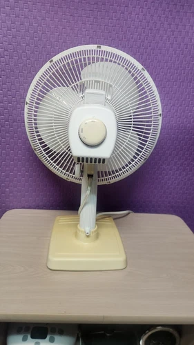 Vintage Holmes Air Table Fan Oscillating 3 Speed Blue White