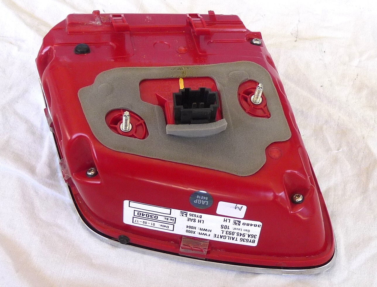 17-20 Bentley Bentayga Rear Left 36A945093L Right 36A945094L LED Taillight OEM