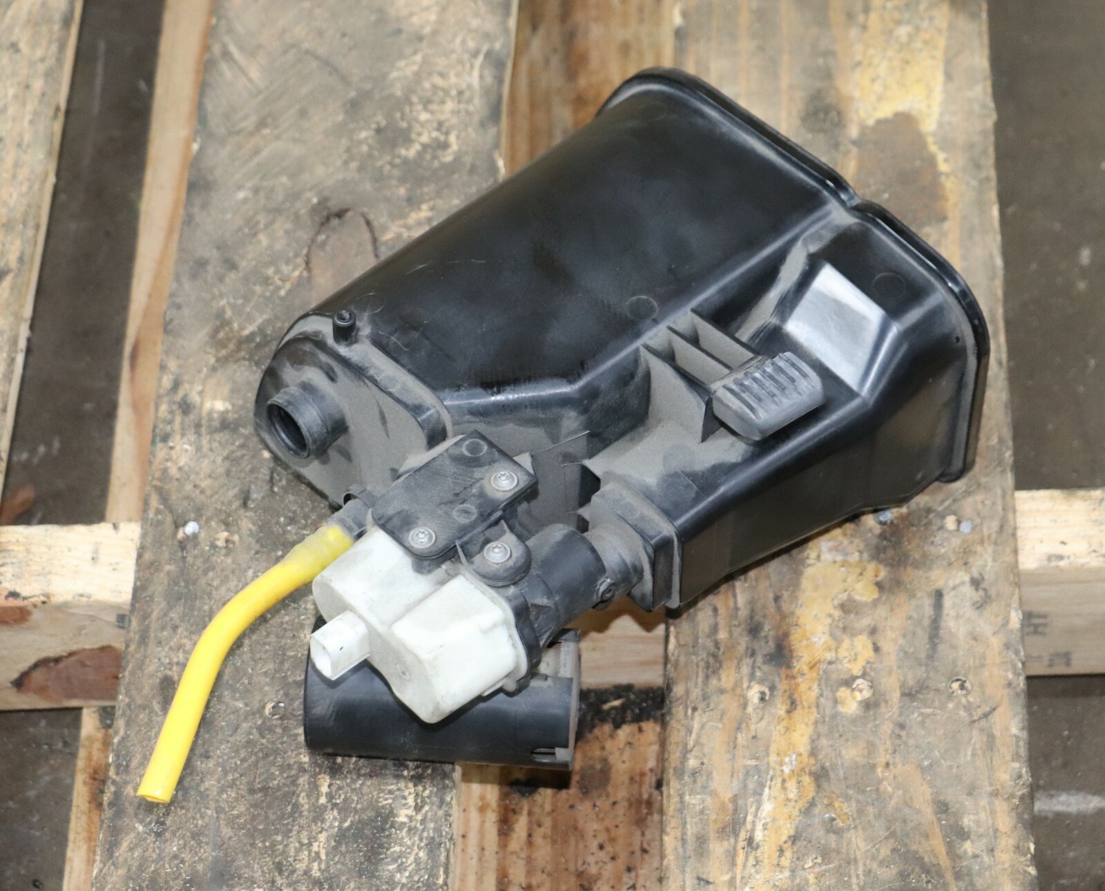 Activated Carbon Charcoal Canister Evaporator Filter OEM BMW F06 F07 F10 F13 eBay