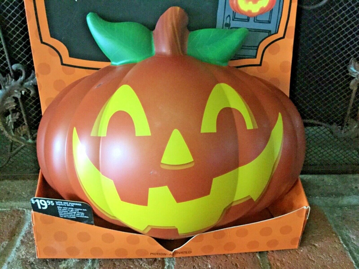 Hallmark Hanging Trick Or Treater Greeter - Jack-o-lantern -Motion