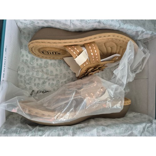Cliffs White Mountain Women Cupcake II Flip Flop Wedge Sandal Sz US 8 Tan Nubuck - Picture 5 of 6
