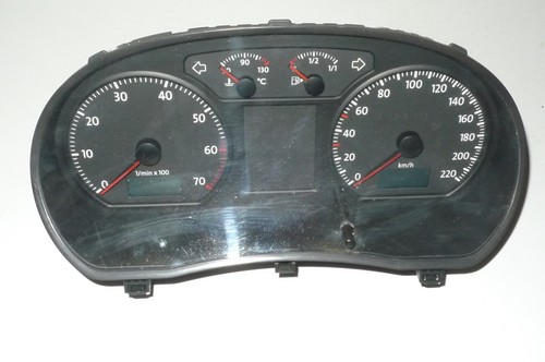 Tacho Kombiinstrument Cockpit Drehzahlmesser schwarz VW Polo 9N 6Q0920825F