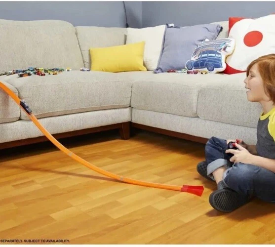 MATTEL Japan HOT WHEELS RC THE BATMAN 1:64 SCALE BATMOBILE VEHICLE HBL43-9865 - Image 4 of 4