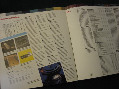 MINT 1986 CHEVROLET Chevy Caprice Classic Dealer Sales Brochure ~ #858 - Picture 6 of 6