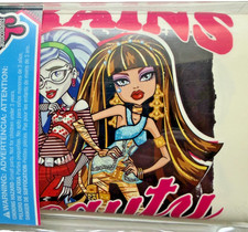 Monster High - 37 Peel and Stick Wall Decals