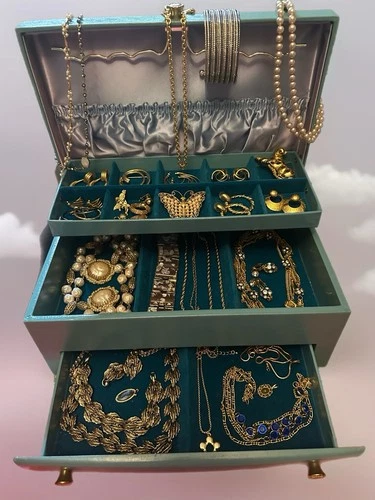 Vintage Estate Costume Jewelry Lot Retro MCM Estate  Gold Tone Earrings Brooches