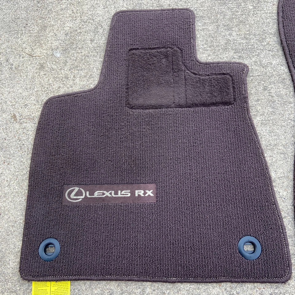 Alfombrillas Lexus RX350 OEM marrón delanteras izquierda derecha PT206-48161-XX PA66 2016-2022 Foto 2 de 4