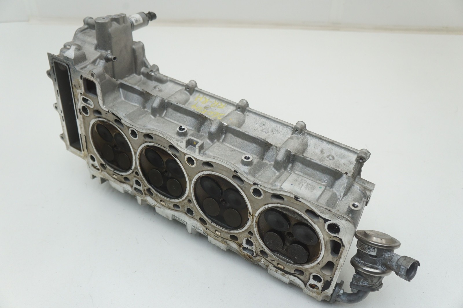 McLaren GT 2022 RIGHT Cylinder head P/N 14F0797CP