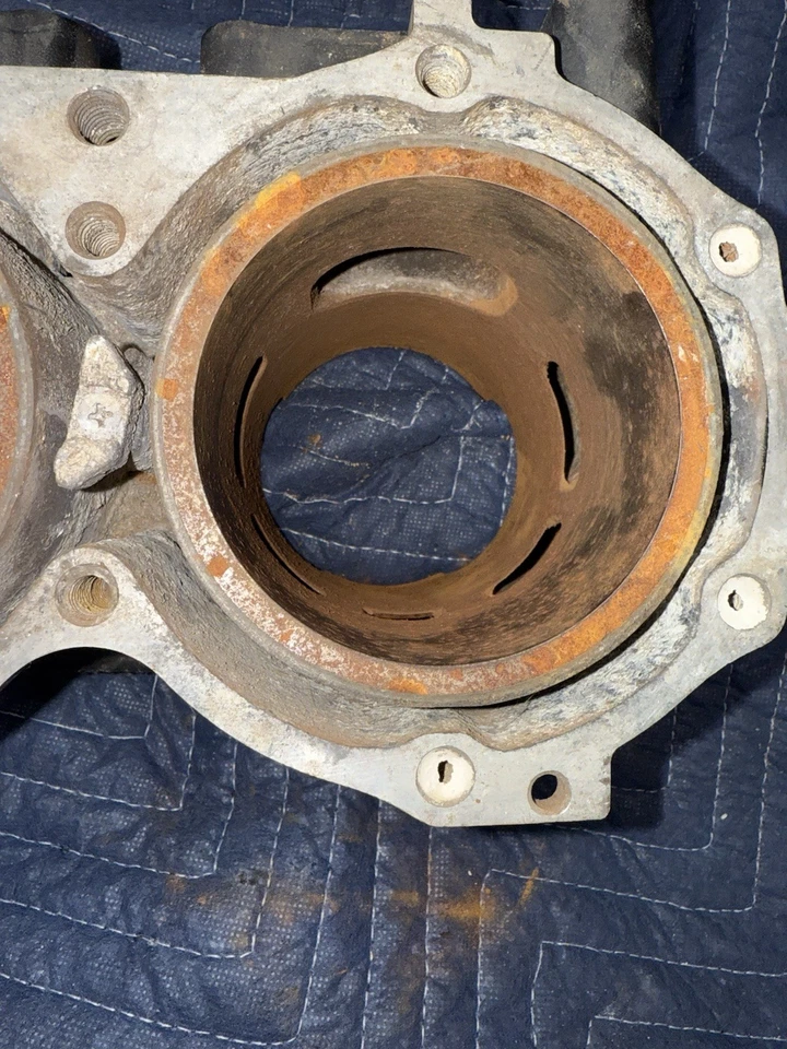 Yamaha Wave Raider Venture 1100 STD 1995-97 DIÁMETRO NÚCLEO CILINDRO 63M-11311-00-8S Foto 4 de 4