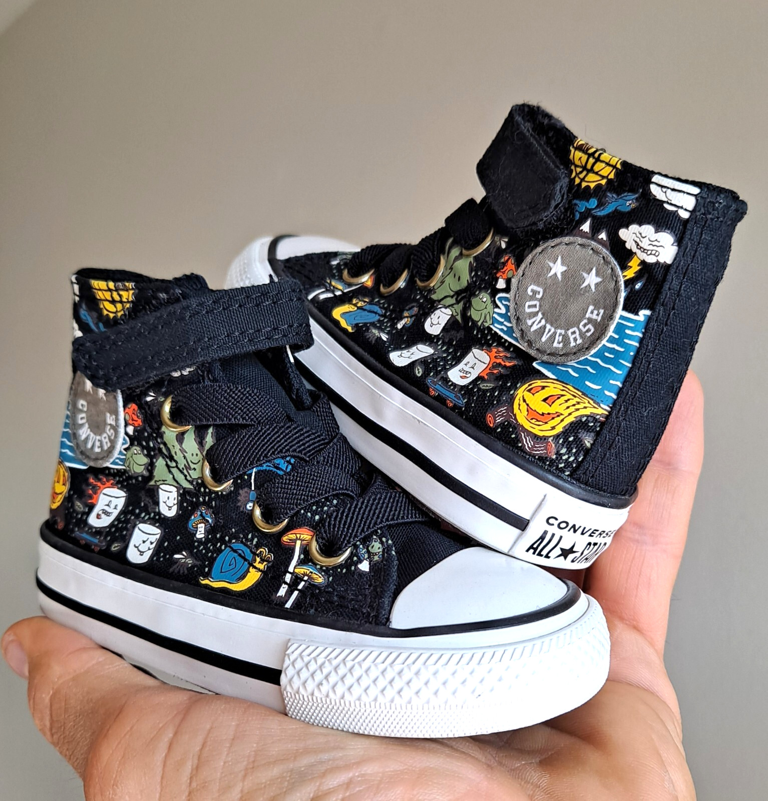 Toddler Sz 4 Black High Top