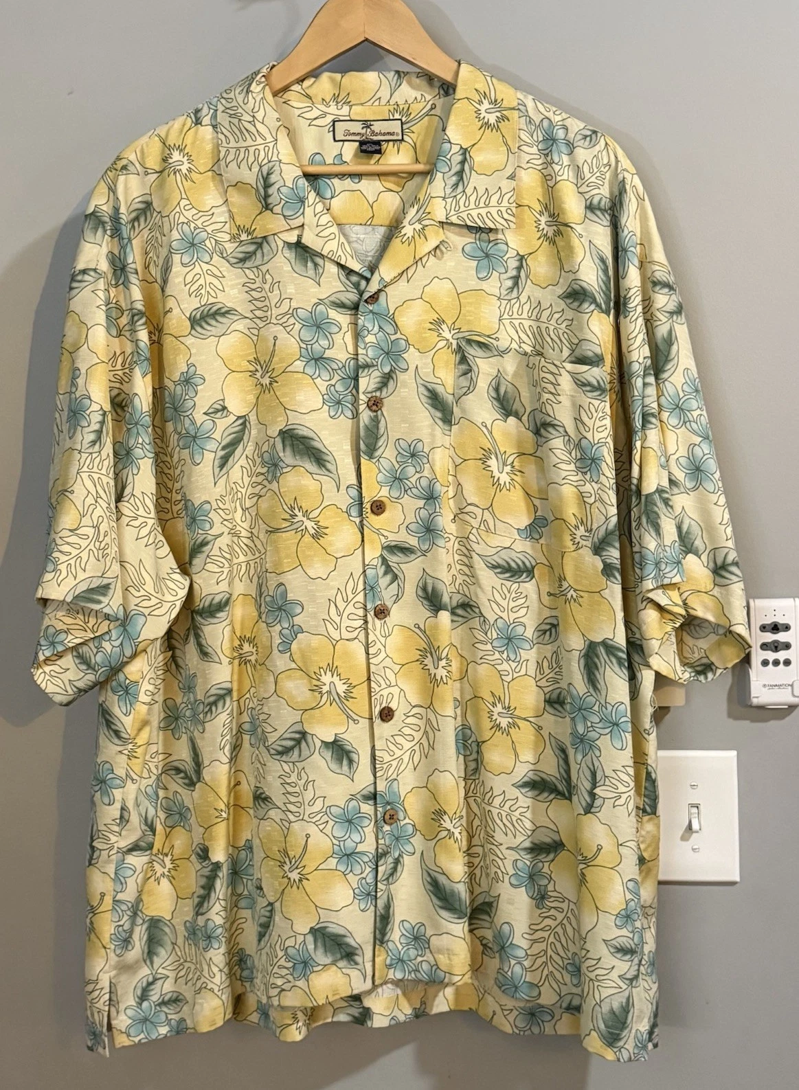 Tommy Bahama Shirt Silk Floral Button up Short Sleeve Island Camp Mens XXL