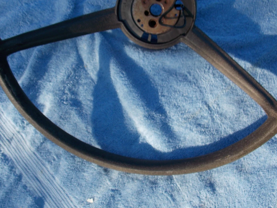 1970 年道奇 Dart Demon 方向盘绿色 — 第 4/4 张图片