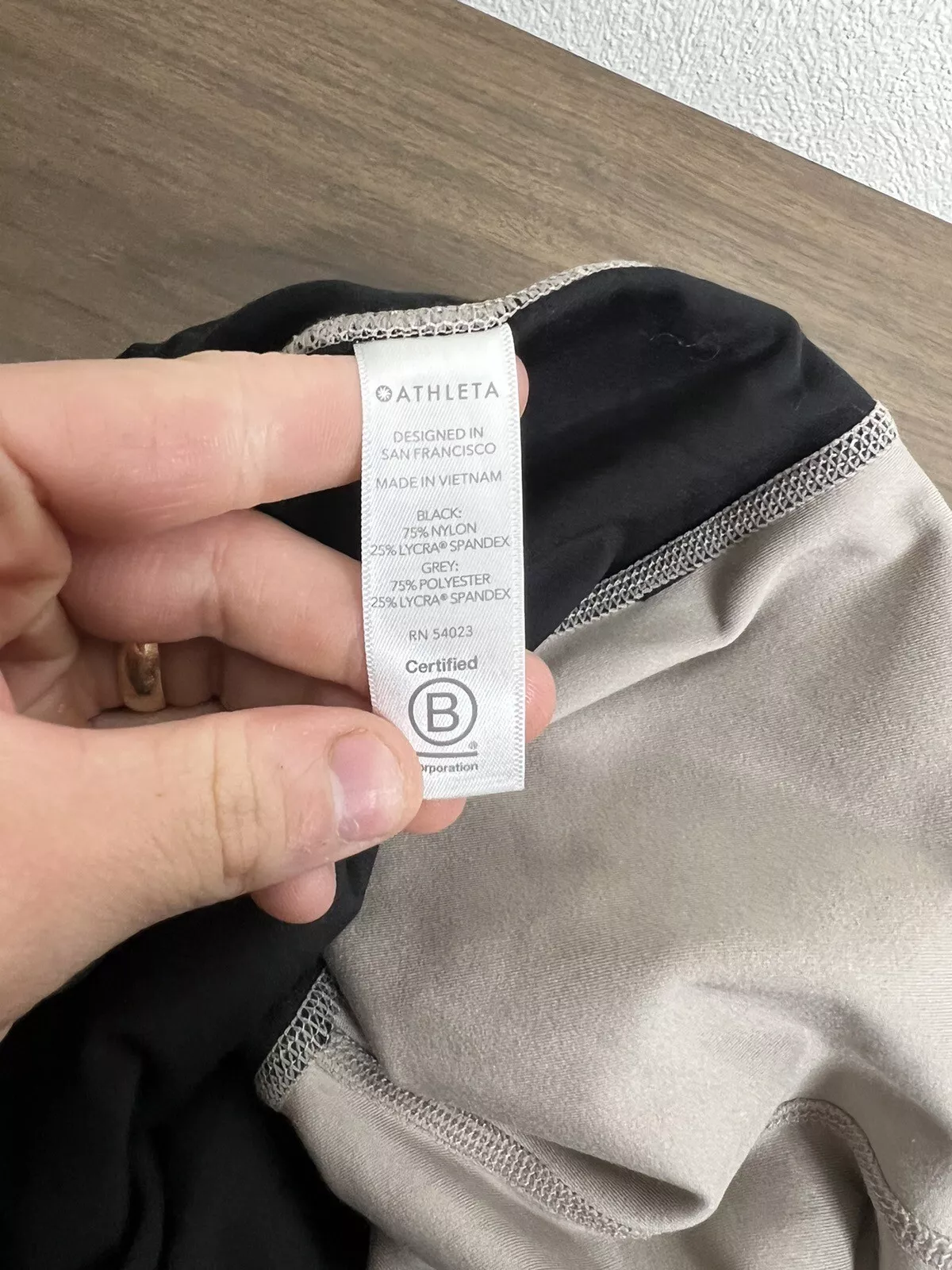 athleta chroma 7/8 tight leggings