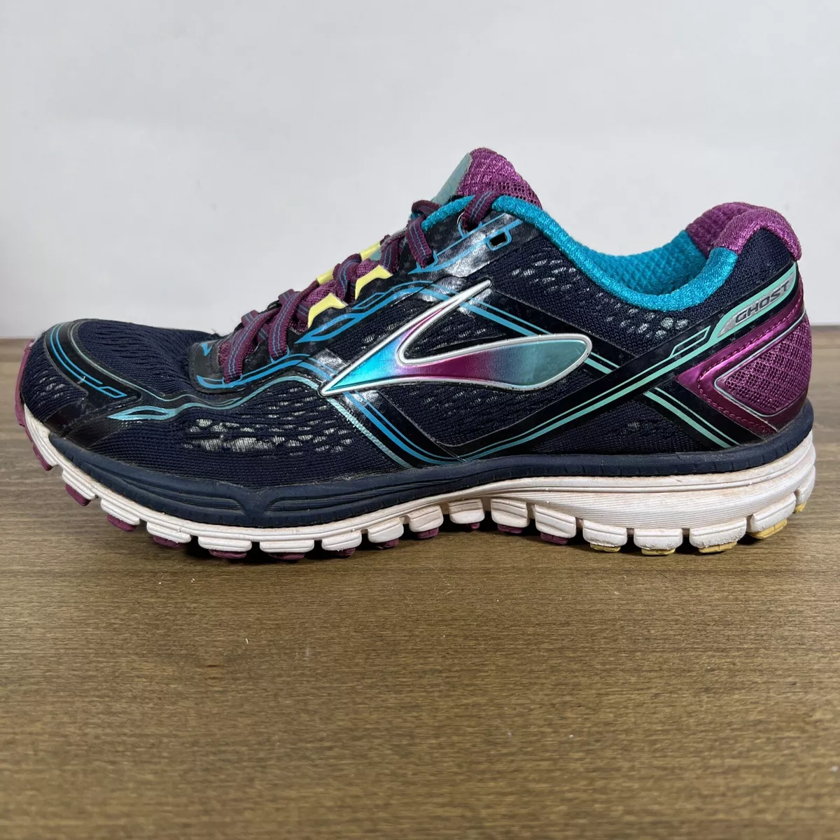 Brooks Ghost 8th Edition Women s Running Shoes Size 9.5 Navy