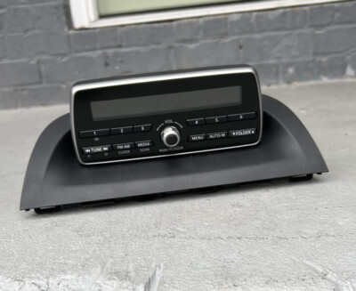 2014-2018 Mazda 3 AM FM Stereo Radio Assembly
