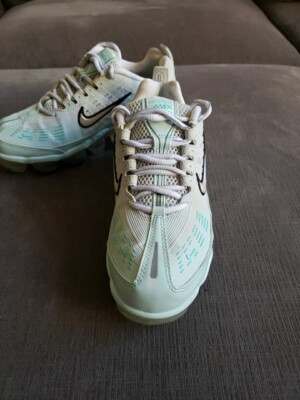 nike air vapormax 360 light aqua