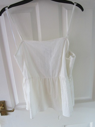 NEW LOOK SIZE 14 CREAM WHITE TUNIC TOP PEPLEM BLOUSE STRAPPY CAMI BEACH - Picture 10 of 17