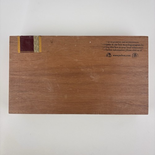 Padron Serie 1926 No. 9 Empty Wood Cigar Box 11" x 6" x 2" Hand Crafted - Picture 8 of 13