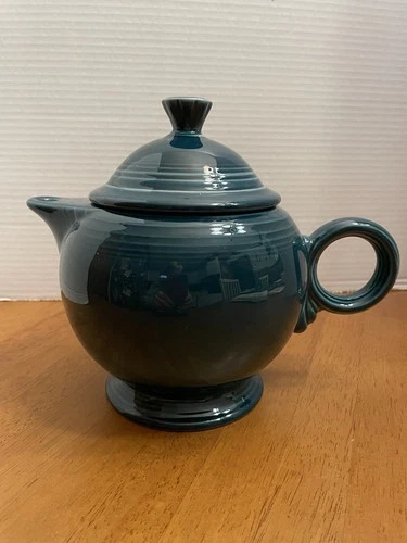 Fiesta Ware Homer Laughlin Juniper(green) 44oz Teapot & Lid EUC