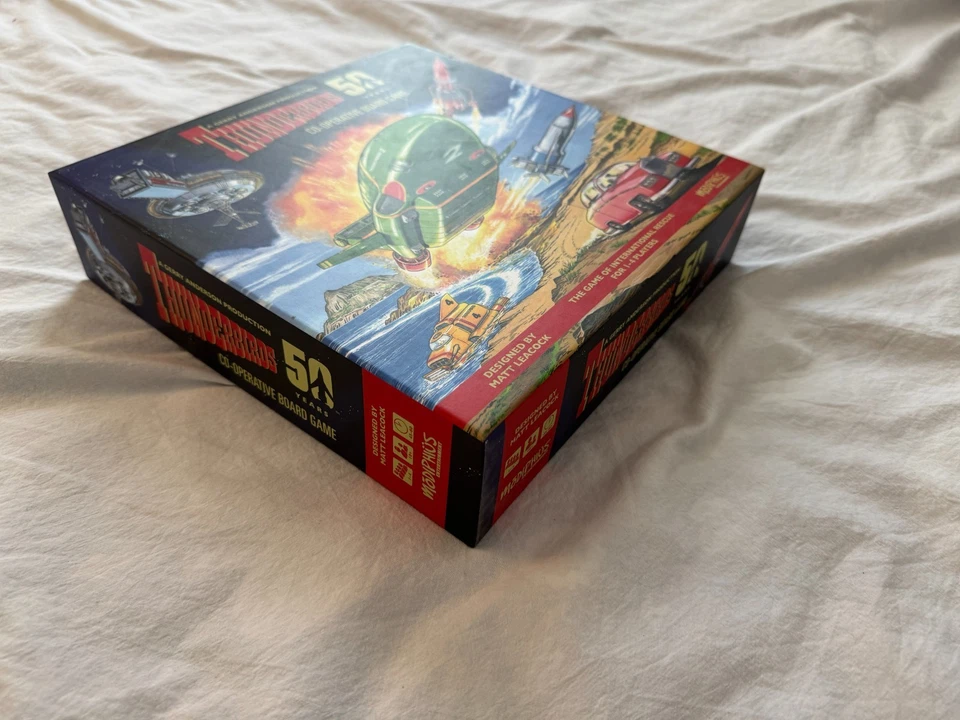 Modiphius Thunderbirds 50 Años Juego de Mesa Cooperativo Usado Una Vez Completo Casi Nuevo Foto 3 de 4