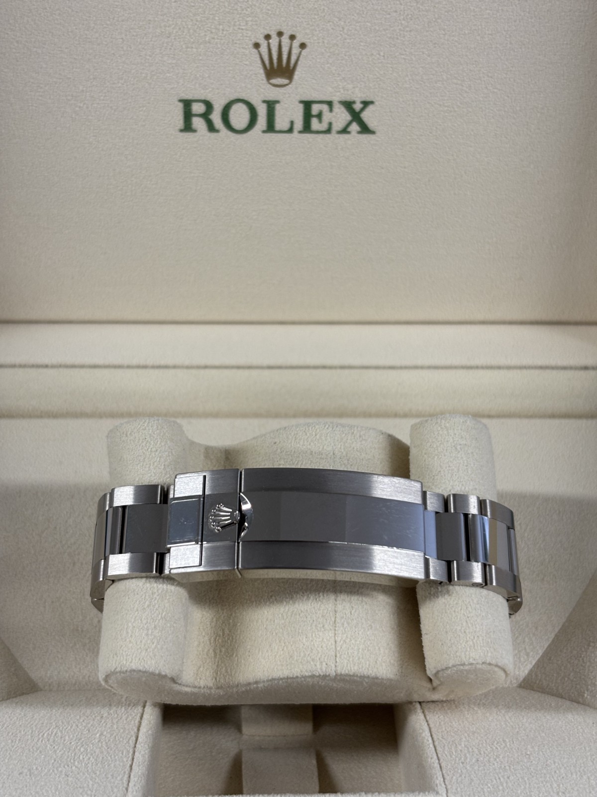 Rolex Submariner Cookie Monster 126619LB 2022 New unworn condition image 7