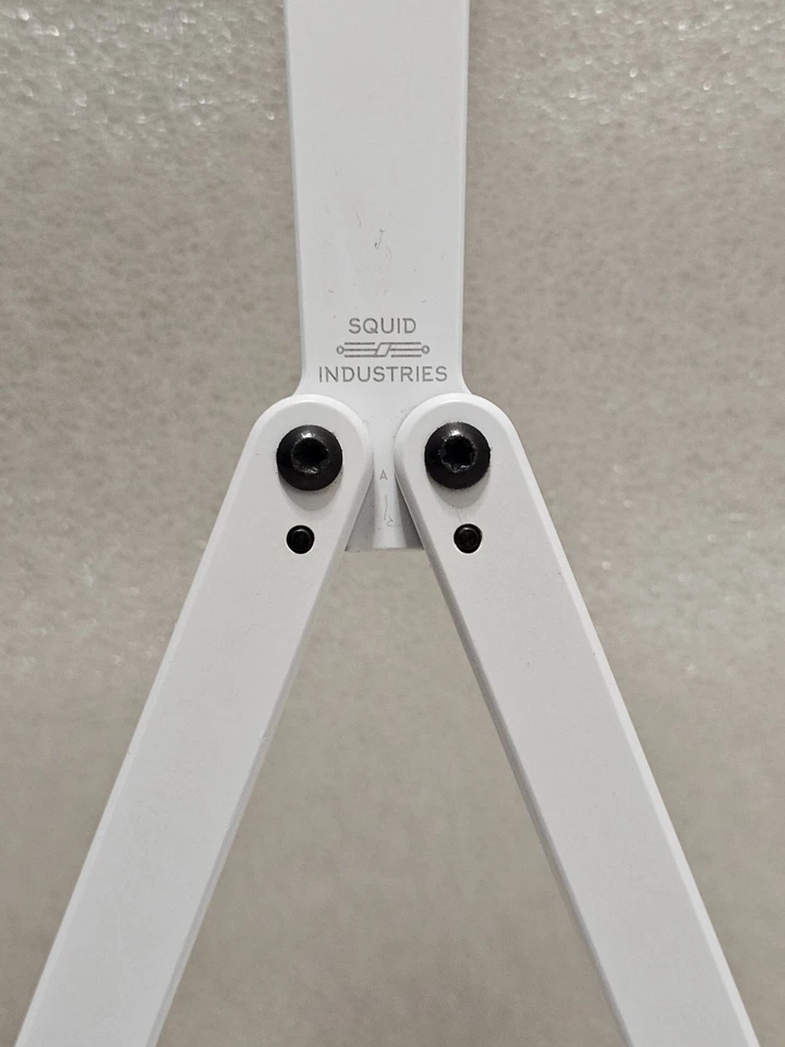 Squid Industries кальмар Balisong нож тренер белый полимер круглый наконечник безопасный - Изображение 3 из 4