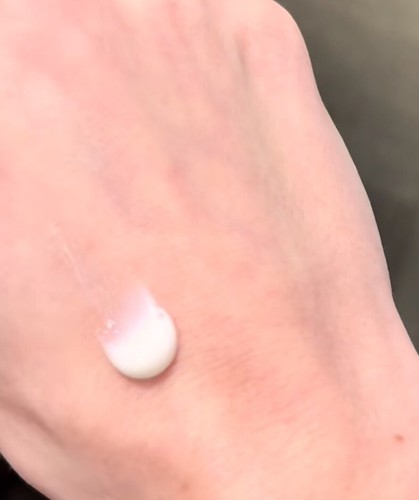 Chanel Les Beiges Brillo Saludable Invierno Hidratante Primer Blanco Escarchado Nuevo En Caja - Imagen 2 de 2