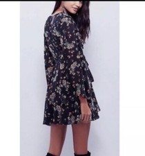 $128 NWT FREE PEOPLE PRINTED BELL SLEEVE DRESS RETRO BLACK COMBO Sz M