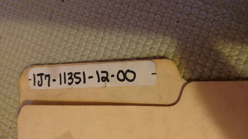 JUNTA CULATA YAMAHA 77 A 79 XS750 1J7-11351-12-00 CAJA #1-61 Foto 2 de 2