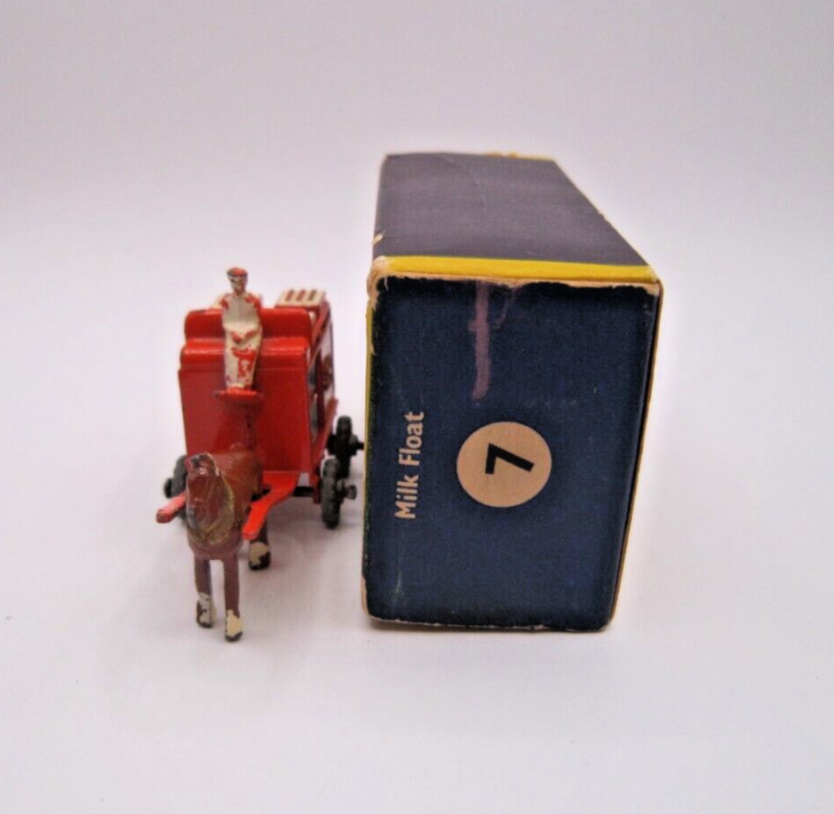 ミニカー MATCHBOX No.7 Horse Drawn Milk Float Vintage Matchbox 7A Horse Drawn Milk Float with filler box