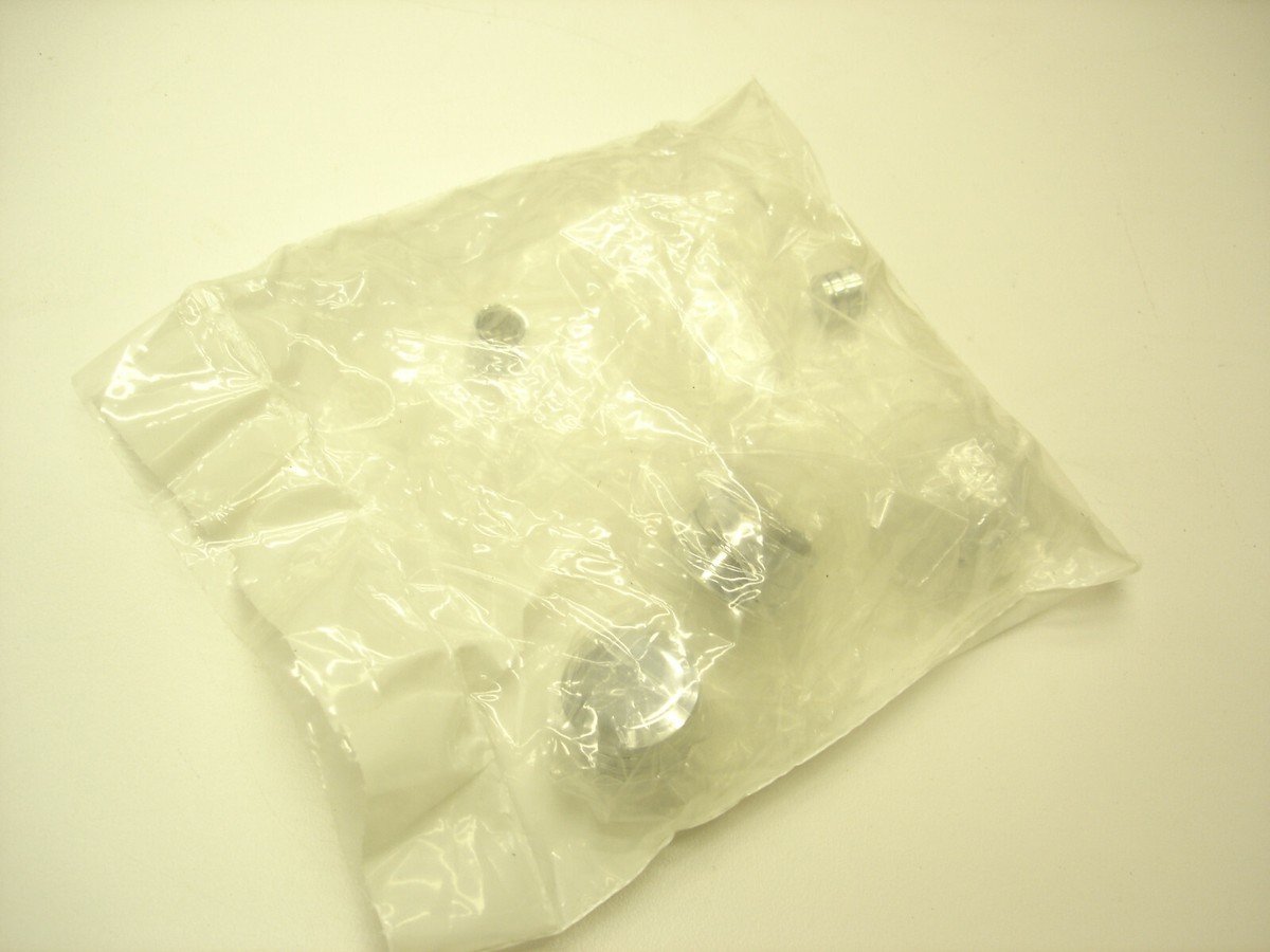 ゴット Harley Davidson NEW OEM KIT OEM New rear brake caliper bolt cover