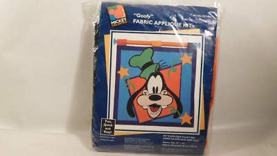 Caron Disney Goofy DF3004 Applique Kit Sealed 18  x18 