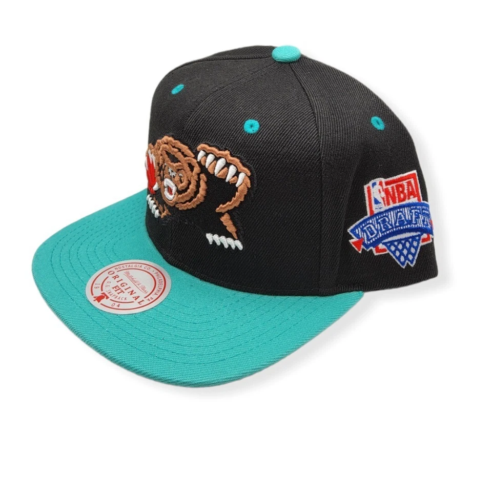 Gorra Mitchell & Ness Vancouver Grizzlies Lotto Pick ajustable con cierre a presión Foto 2 de 4